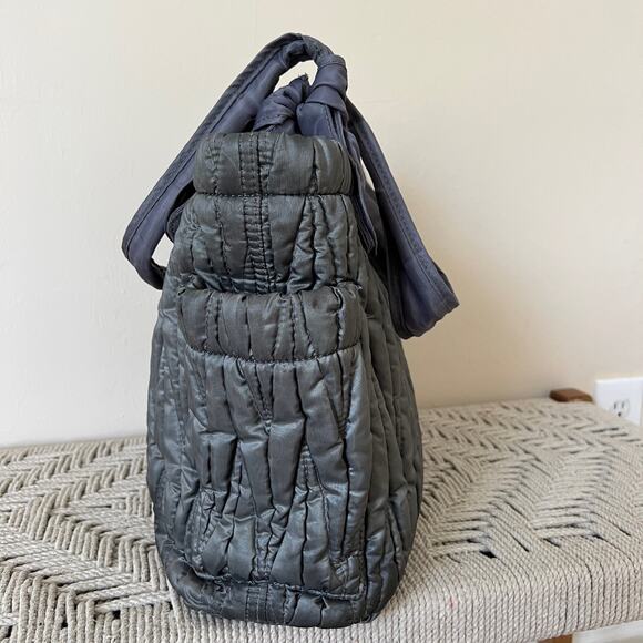 Timi & Leslie Marie Antoinette Diaper Baby Bag in Silver Gray - Picture 5 of 12